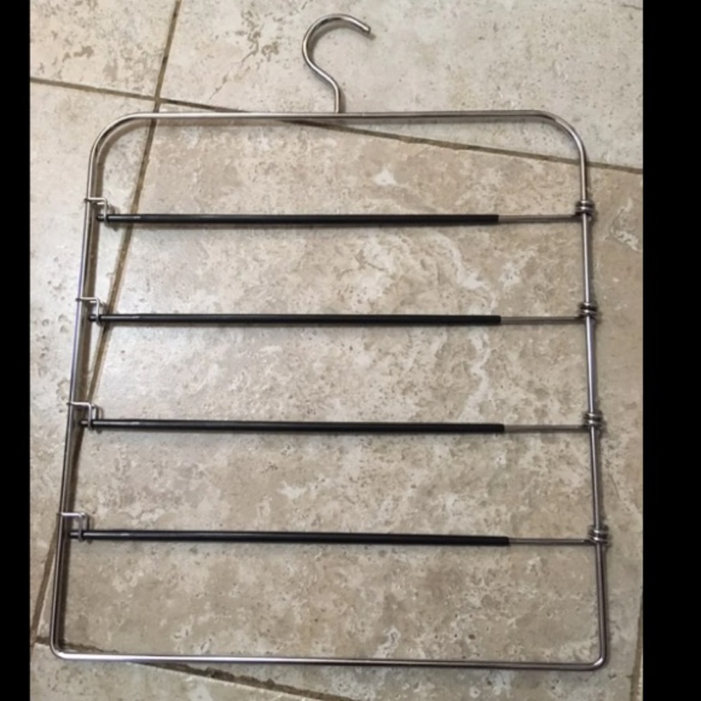 Space Saving Hanger